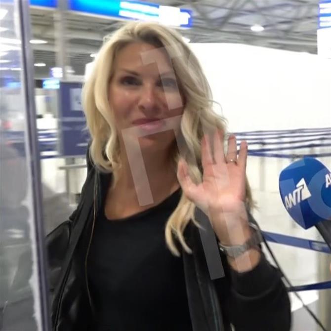 Ελένη Μενεγάκη: Η σπάνια εμφάνιση μπροστά στην κάμερα - Στο Ενδιμβούργο για την κόρη της, Λάουρα