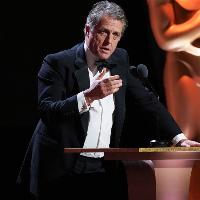 Χιου Γκραντ: Ζήτησε ποινική έρευνα για τον όμιλο NGN μετά την εξωδικαστική συμφωνία του πρίγκιπα Χάρι
