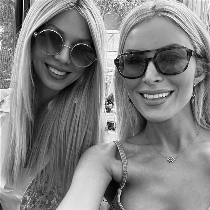 Κατερίνα Καινούργιου: Η σπαρακτική ανάρτηση για το θάνατο της κολλητής της Αλεξάνδρας Νικολαΐδου - "Τώρα θα περιμένω εγώ πότε θα ξανασυναντηθούμε"