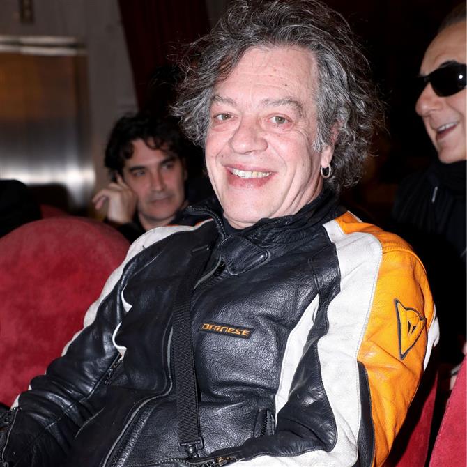 Γιάννης Τσορτέκης: Απαντά στα δημοσιεύματα για την προσωπική του ζωή - "Ουδέν κρυπτόν υπό τον ήλιο"