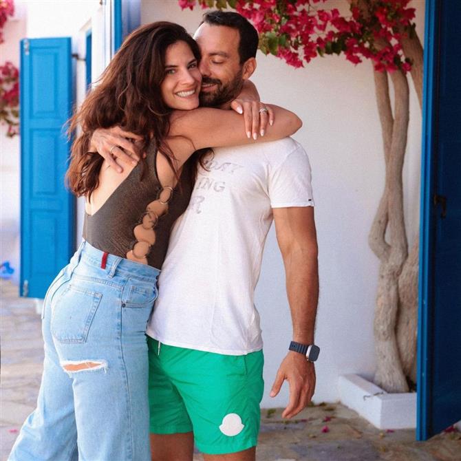 Χριστίνα Μπόμπα: "Όσο έλειπε ο Σάκης είχε οριακά μηδενίσει ο προσωπικός χρόνος για τον εαυτό μου"

