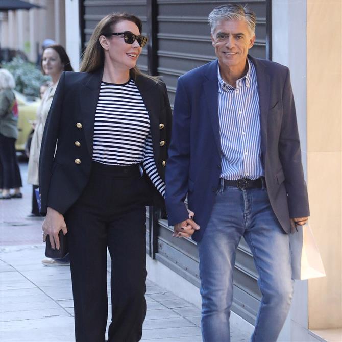 Τατιάνα Στεφανίδου: Ταξίδεψε μαζί με τον Νίκο Ευαγγελάτο στον γιο τους στο Λονδίνο (Βίντεο)