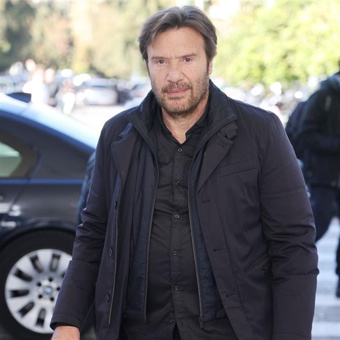 Στράτος Τζώρτζογλου: Τραγούδησε ξανά μετά από 10 χρόνια το "Last Christmas"
