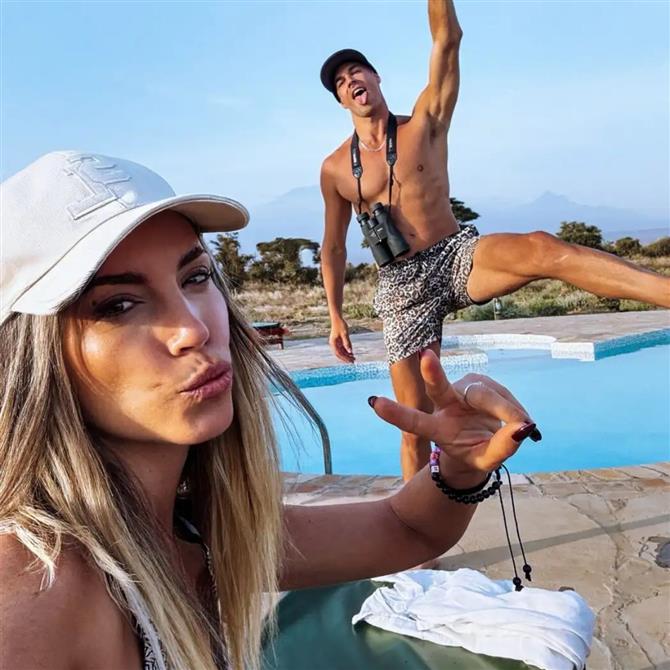 Αθηνά Οικονομάκου - Μπρούνο Τσερέλα: Οι νέες φωτογραφίες από το ταξίδι τους στην Αφρική 
