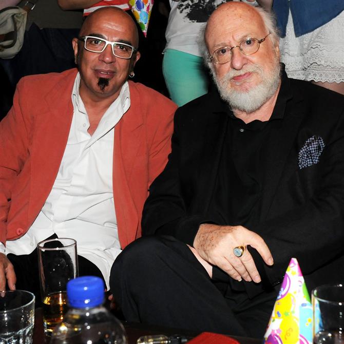 Ο Γιάννης Ζουγανέλης στο FTHIS για τον Διονύση Σαββόπουλο: "Είναι πένθος αυτό που συμβαίνει στην Ελλάδα"