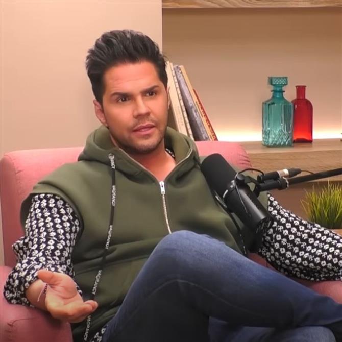 Γιώργος Τσαλίκης: "Έμαθα από τον Λιάγκα ότι στεναχωρήθηκε η Αθήνα Οικονομάκου και της ζήτησα συγγνώμη"