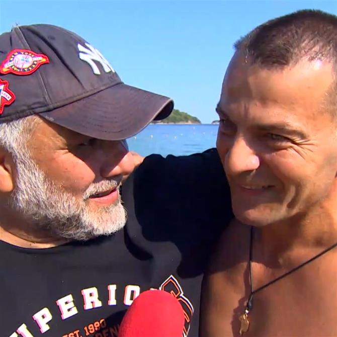 The Roadshow: Πρεμιέρα για τον Γρηγόρη Αρναούτογλου - Η συνάντηση με τον Γιώργο Αγγελόπουλο και τη Δήμητρα Βαμβακούση στη Σκιάθο