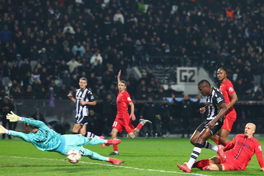 ΠΑΟΚ - Στεάουα ΠΑΟΚ - Στεάουα