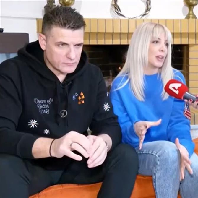 Χρίστος Αντωνιάδης για την σύζυγό του, Αφροδίτη: "Λένε ότι την έχω διώξει και ζω τη ζωάρα μου, δε μπορούμε κάθε εβδομάδα να βγαίνουμε σε μια κάμερα"